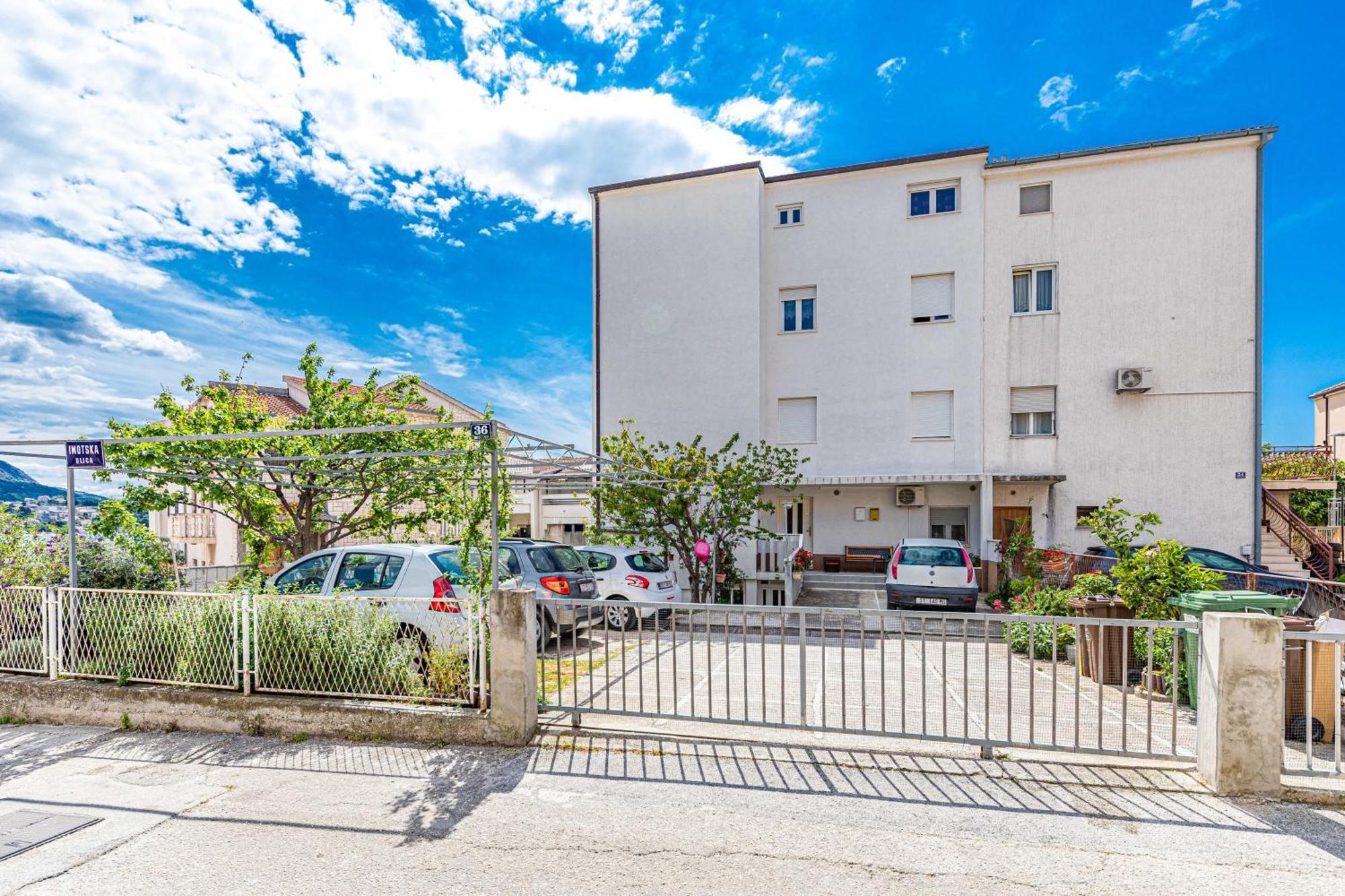 סטוברץ Apartments Iskra מראה חיצוני תמונה